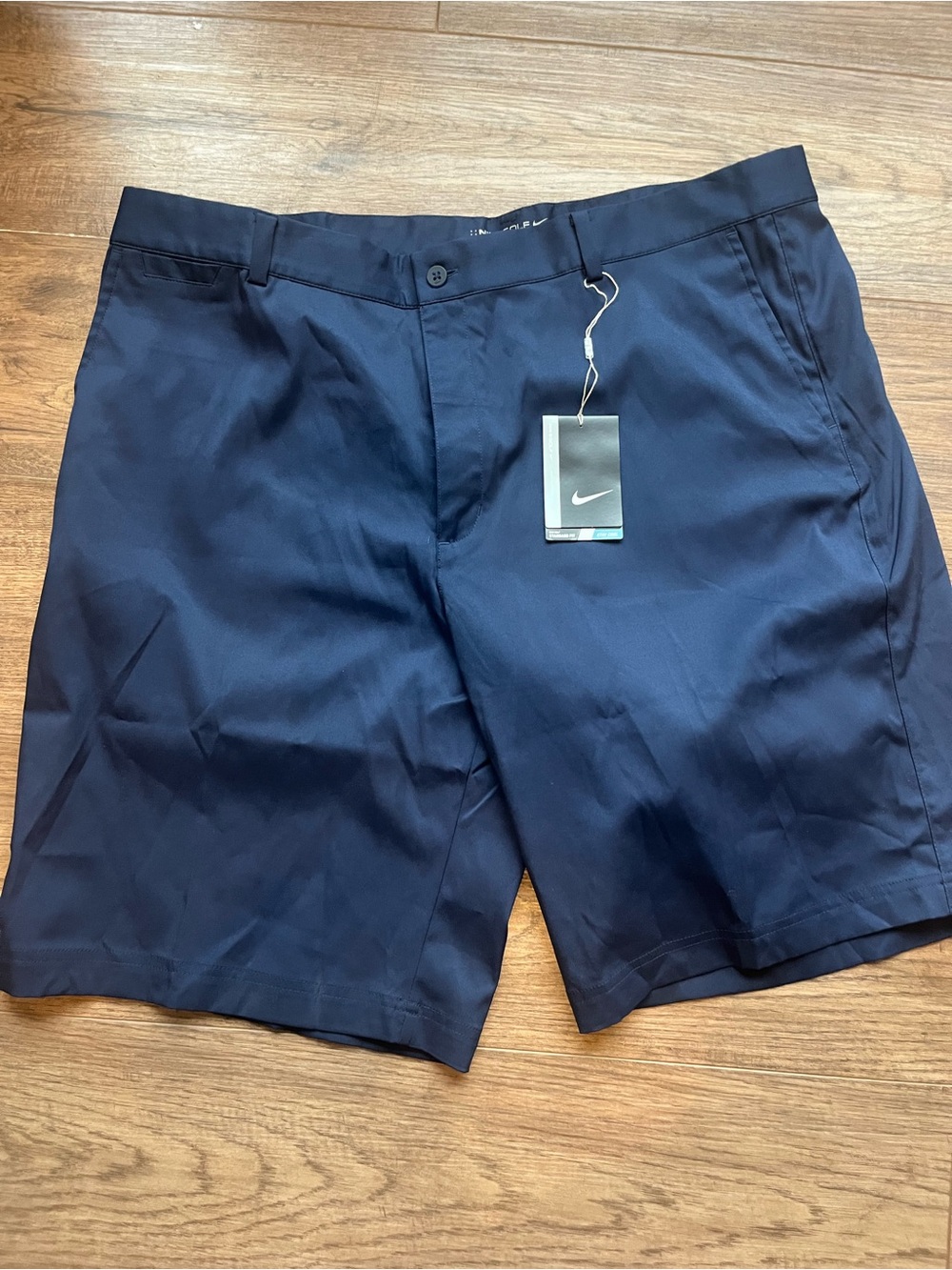 NWT Nike Men’s Navy Flat-Front Performance Shorts